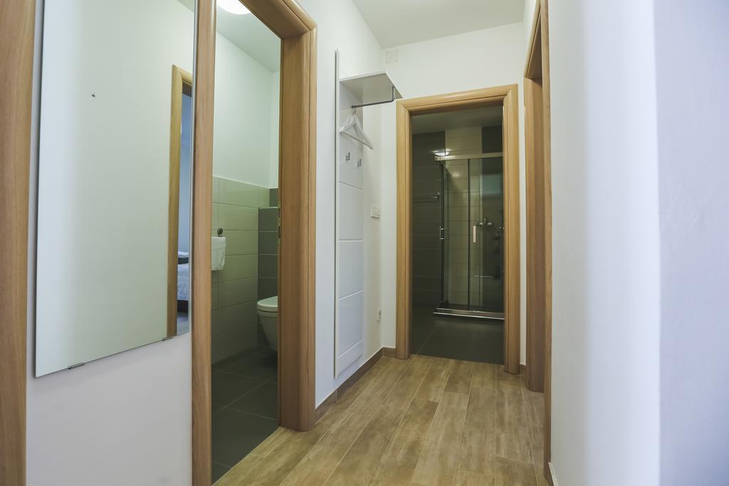 Apartments Sesar Banjol Εξωτερικό φωτογραφία