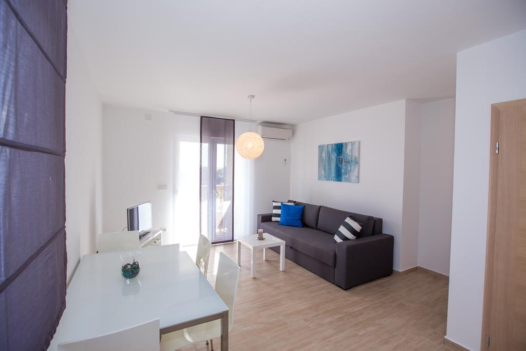 Apartments Sesar Banjol Εξωτερικό φωτογραφία