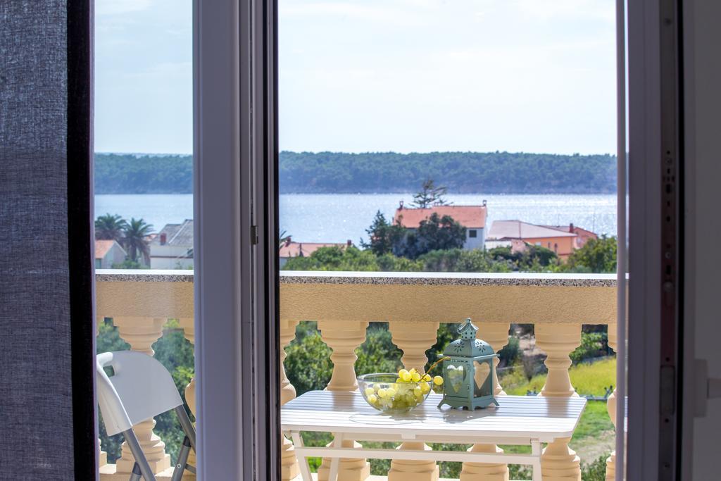 Apartments Sesar Banjol Εξωτερικό φωτογραφία