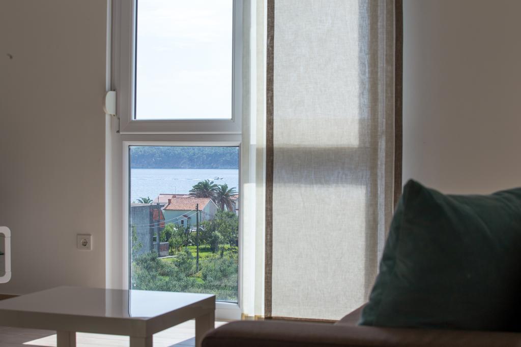 Apartments Sesar Banjol Εξωτερικό φωτογραφία