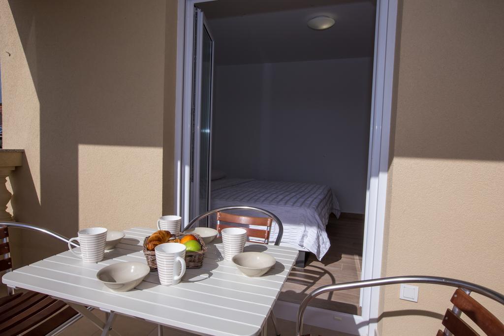 Apartments Sesar Banjol Εξωτερικό φωτογραφία